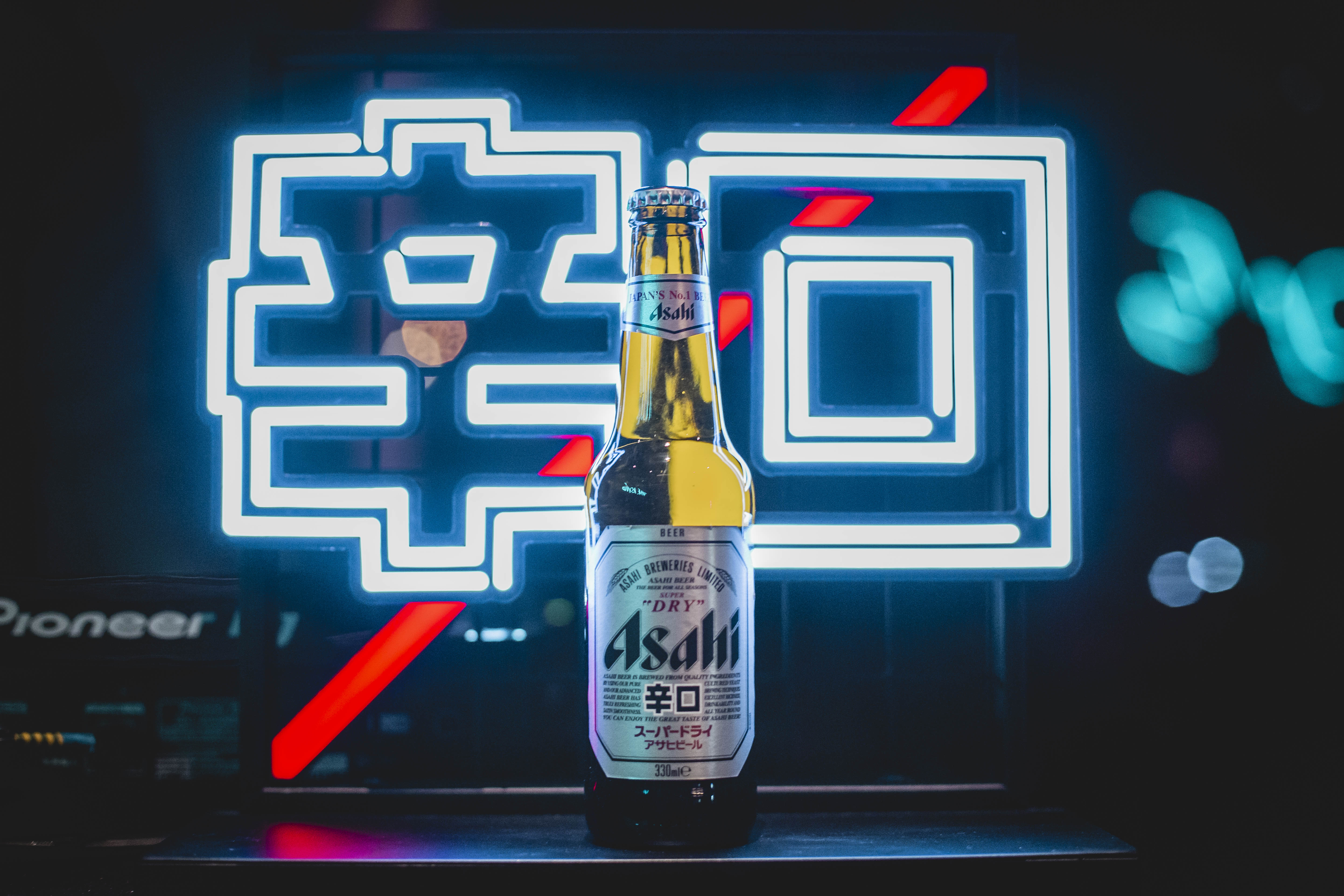 ASD_BOTTLE_BAR_NEON_KARAKUCHI_1.jpg